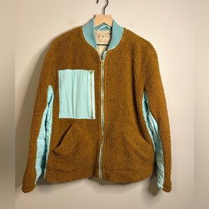Women’s Free People We The Free Rivington Sherpa Jacket in brown and blue size S
